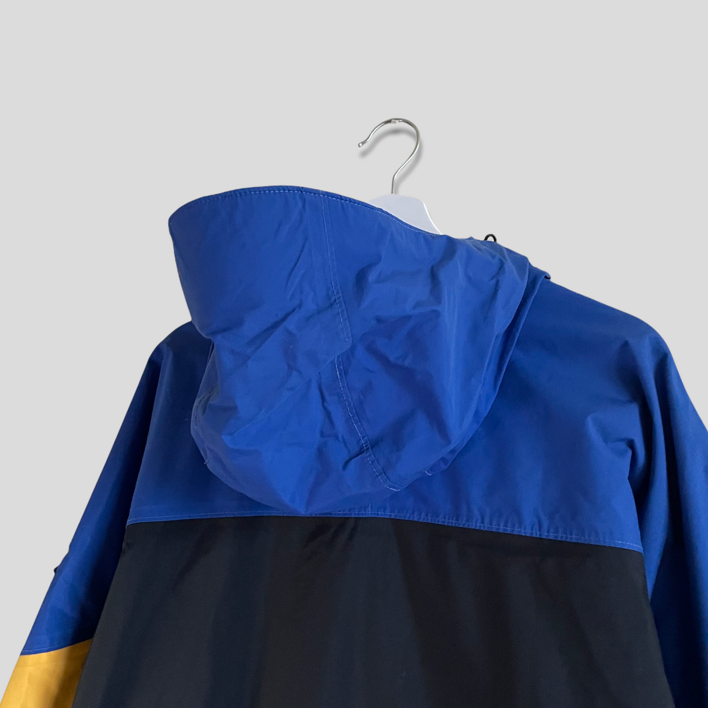 90’s Columbia Omni-Tech Waterproof Windbreaker